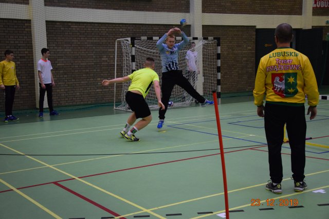 RECZMLO 13